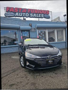 2019 Hyundai ELANTRA SE