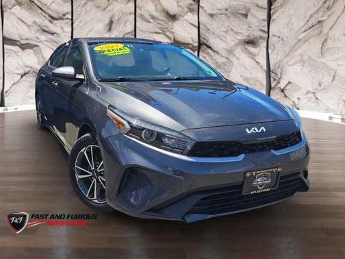 Gray 2023 Kia Forte LXS