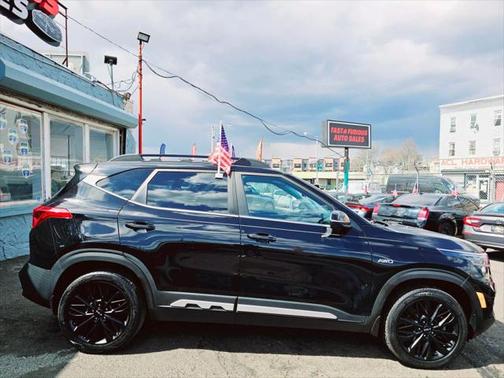 2022 Kia Seltos Nightfall Edition