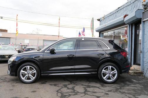 2022 Audi Q3 45 S line Premium Plus