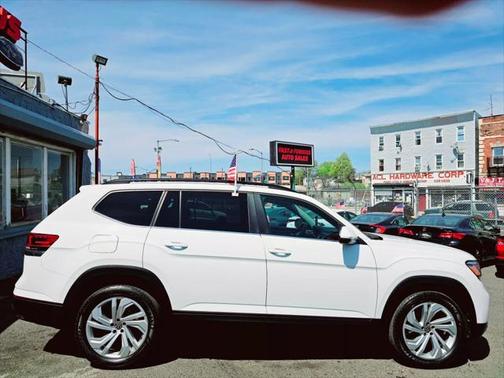 2021 Volkswagen Atlas 3.6L SE w/Technology