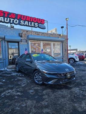 2024 Hyundai ELANTRA SEL