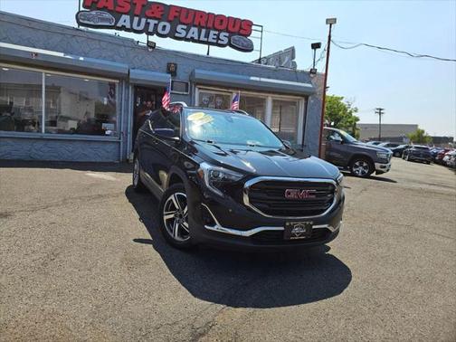 2020 GMC Terrain SLT