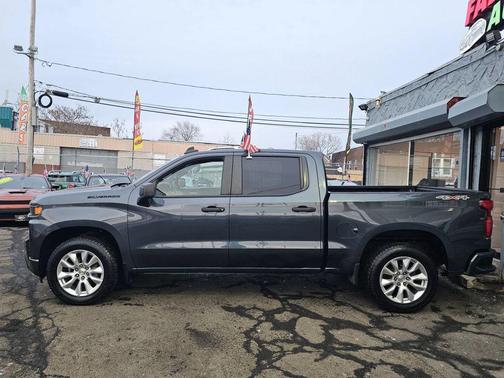 2021 Chevrolet Silverado 1500 Custom