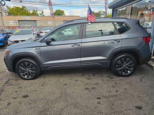 2022 Volkswagen Taos 1.5T S