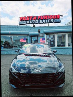 2023 Hyundai ELANTRA SEL