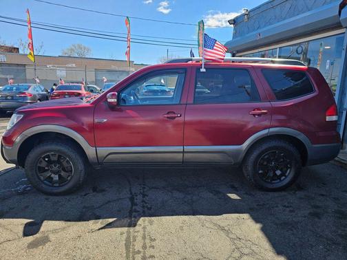 Burgundy 2009 Kia Borrego EX V6