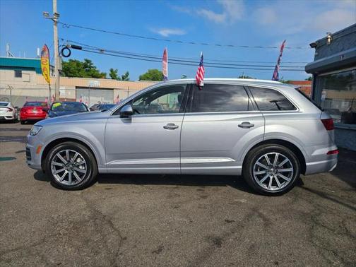 2019 Audi Q7 45 Premium Plus