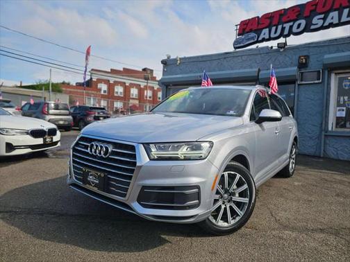 2019 Audi Q7 45 Premium Plus