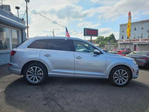 2019 Audi Q7 45 Premium Plus