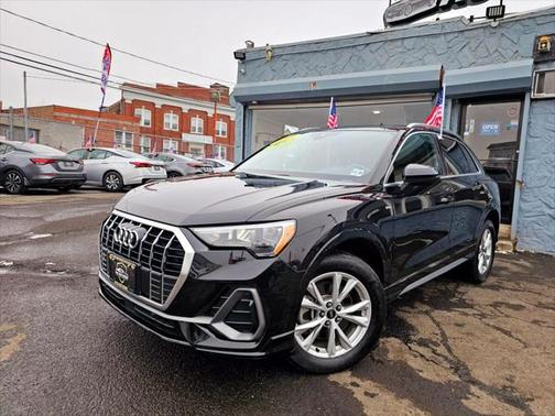 2021 Audi Q3 45 S line Premium