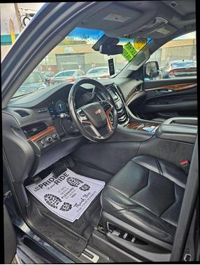 2019 Cadillac Escalade Luxury