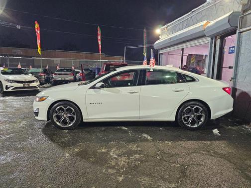 2023 Chevrolet Malibu FWD 1LT