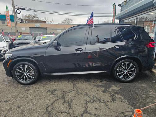 2023 BMW X5 xDrive40i Sport Utility 4D