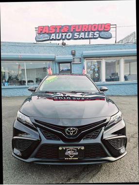 2022 Toyota Camry SE