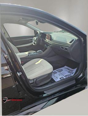 Black 2023 Hyundai SONATA SEL