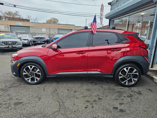 2022 Hyundai KONA Limited