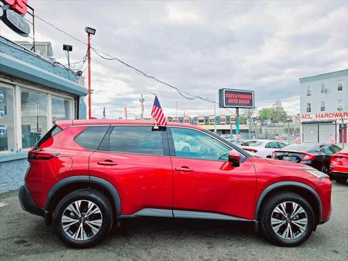 2021 Nissan Rogue SV