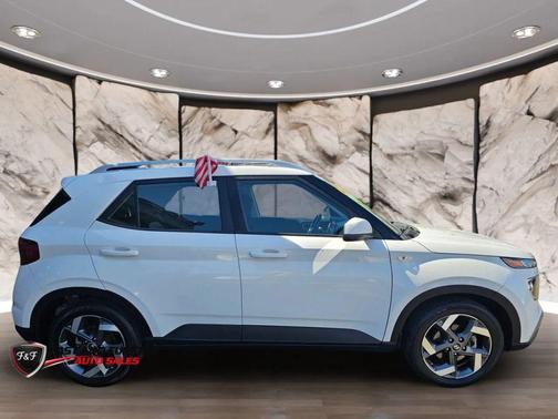White 2023 Hyundai VENUE SEL
