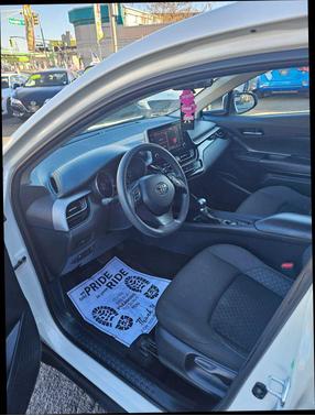 2021 Toyota C-HR LE Sport Utility 4D