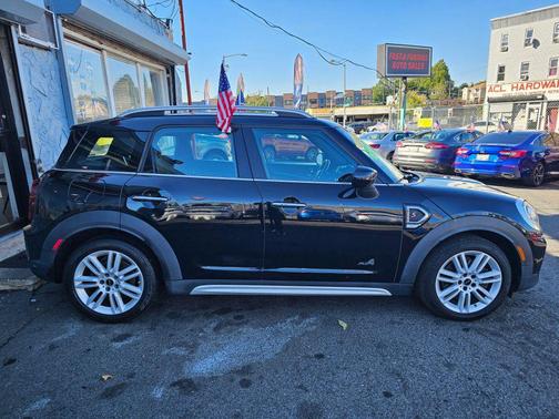 2022 MINI Countryman Cooper S ALL4