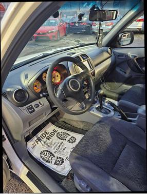 2002 Toyota RAV4 Base