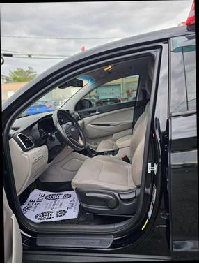 2019 Hyundai TUCSON SE