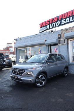 2023 Hyundai VENUE Limited