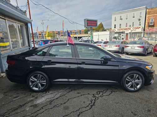 2020 Volkswagen Jetta 1.4T R-Line