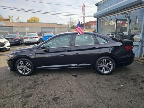 2020 Volkswagen Jetta 1.4T R-Line