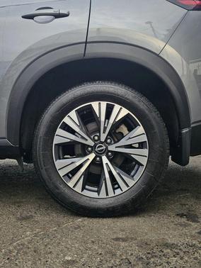 Gray 2022 Nissan Rogue SV
