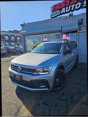 2021 Volkswagen Tiguan 2.0T SEL R-Line Black