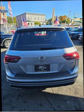2021 Volkswagen Tiguan 2.0T SEL R-Line Black