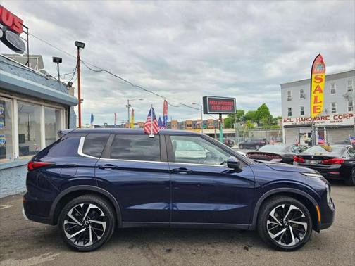 2022 Mitsubishi Outlander SE Launch Edition S-AWC