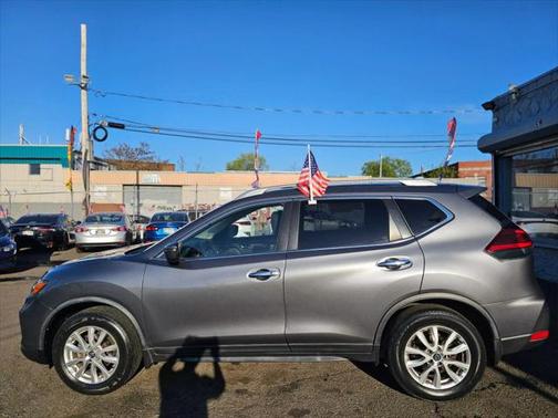 2020 Nissan Rogue SV