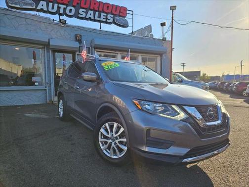 2020 Nissan Rogue SV