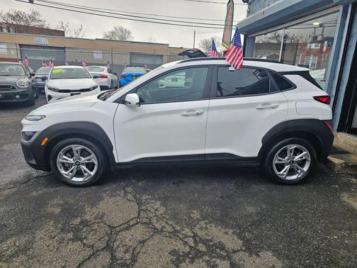 2022 Hyundai KONA SEL Sport Utility 4D