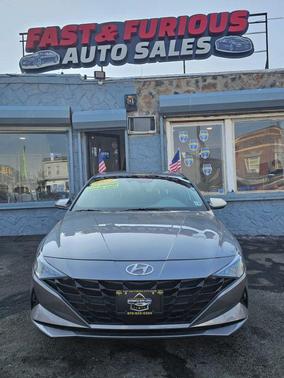 2023 Hyundai ELANTRA SEL