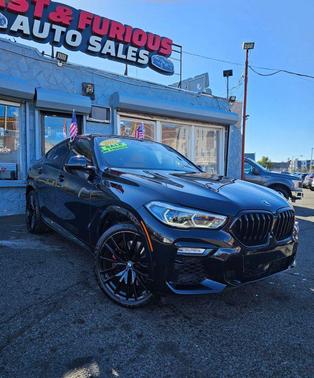 2021 BMW X6 M50i