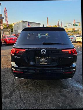 2021 Volkswagen Tiguan 2.0T SEL R-Line Black