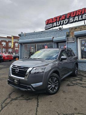 2022 Nissan Pathfinder SV 4WD