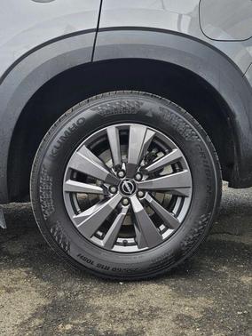 2022 Nissan Pathfinder SV 4WD