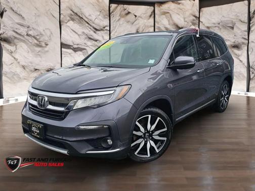Gray 2022 Honda Pilot Touring 8-Passenger