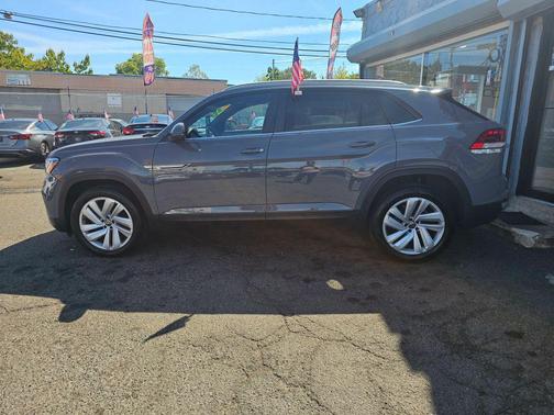2021 Volkswagen Atlas Cross Sport 3.6L V6 SE w/Technology