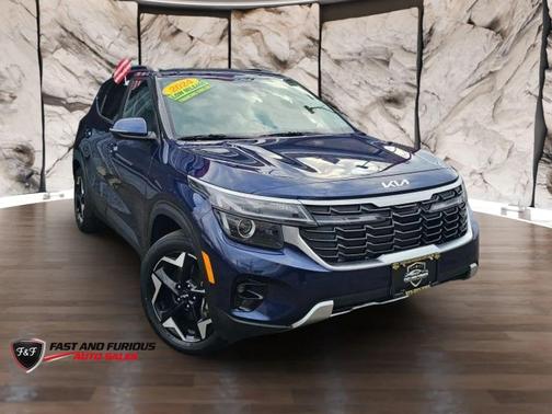 Blue 2024 Kia Seltos EX