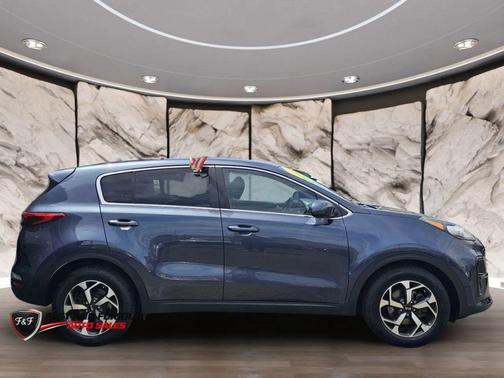 Blue 2022 Kia Sportage LX