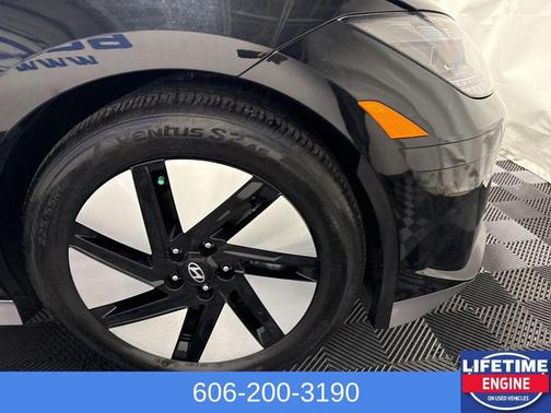 2023 Hyundai IONIQ 6 SE Standard Range