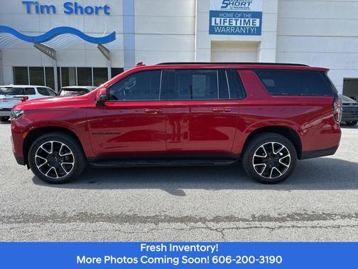 2022 Chevrolet Suburban RST
