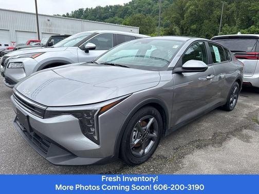 Steel Gray 2025 Kia K4 LXS