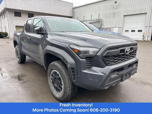 2024 Toyota Tacoma TRD Off-Road